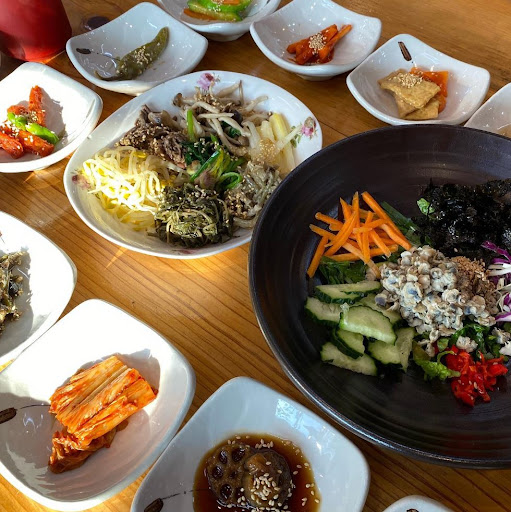 풍부한 맛과 영양을 담은 하동맛집 '쉬어가기좋은날식당'의 하동재첩정식